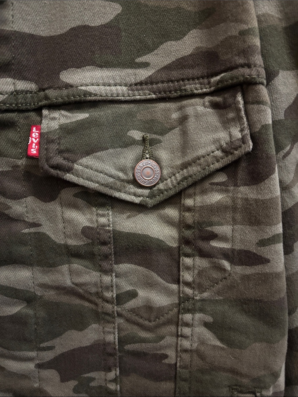 Levi's Camouflage Denim Jacket - Olive & Dark Green - Picture 4 of 4